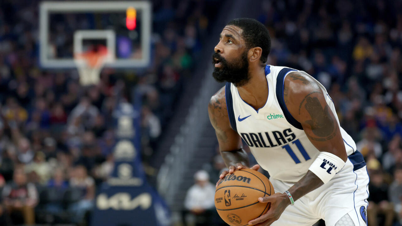 Mavs' Irving out with back sprain, could reportedly miss two weeks