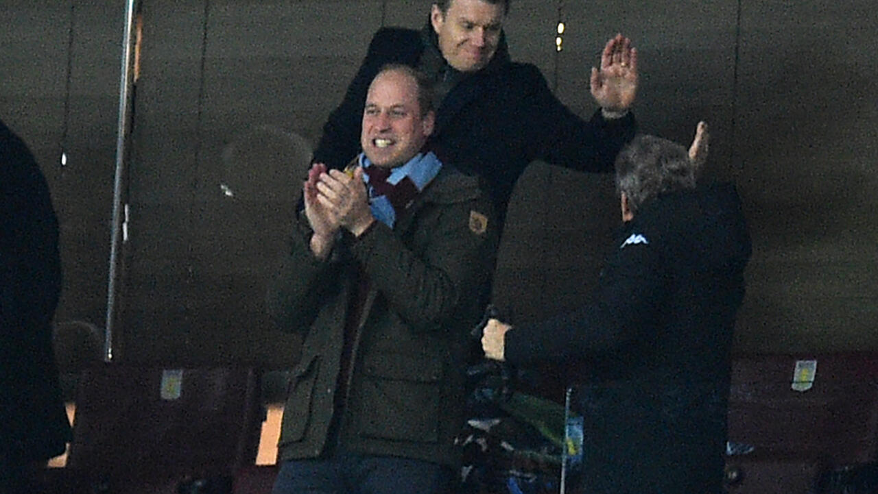 Prince William makes pub visit to meet fellow Aston Villa fans