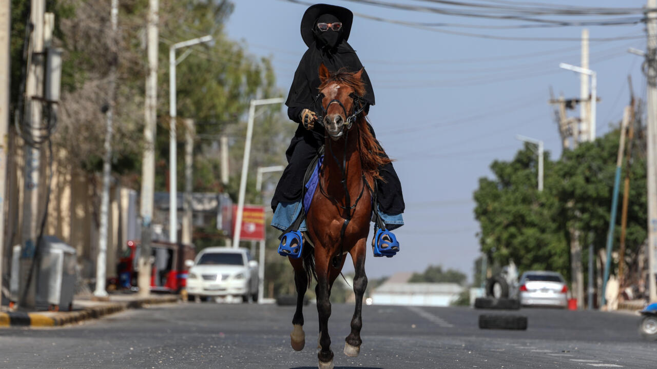 New rider in town: Somalia's first woman equestrian turns heads