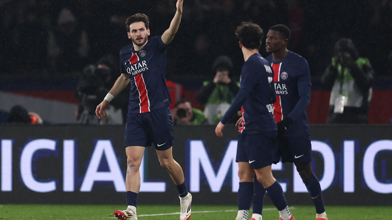 Kvaratskhelia off mark, Dembele scores twice as PSG beat Monaco