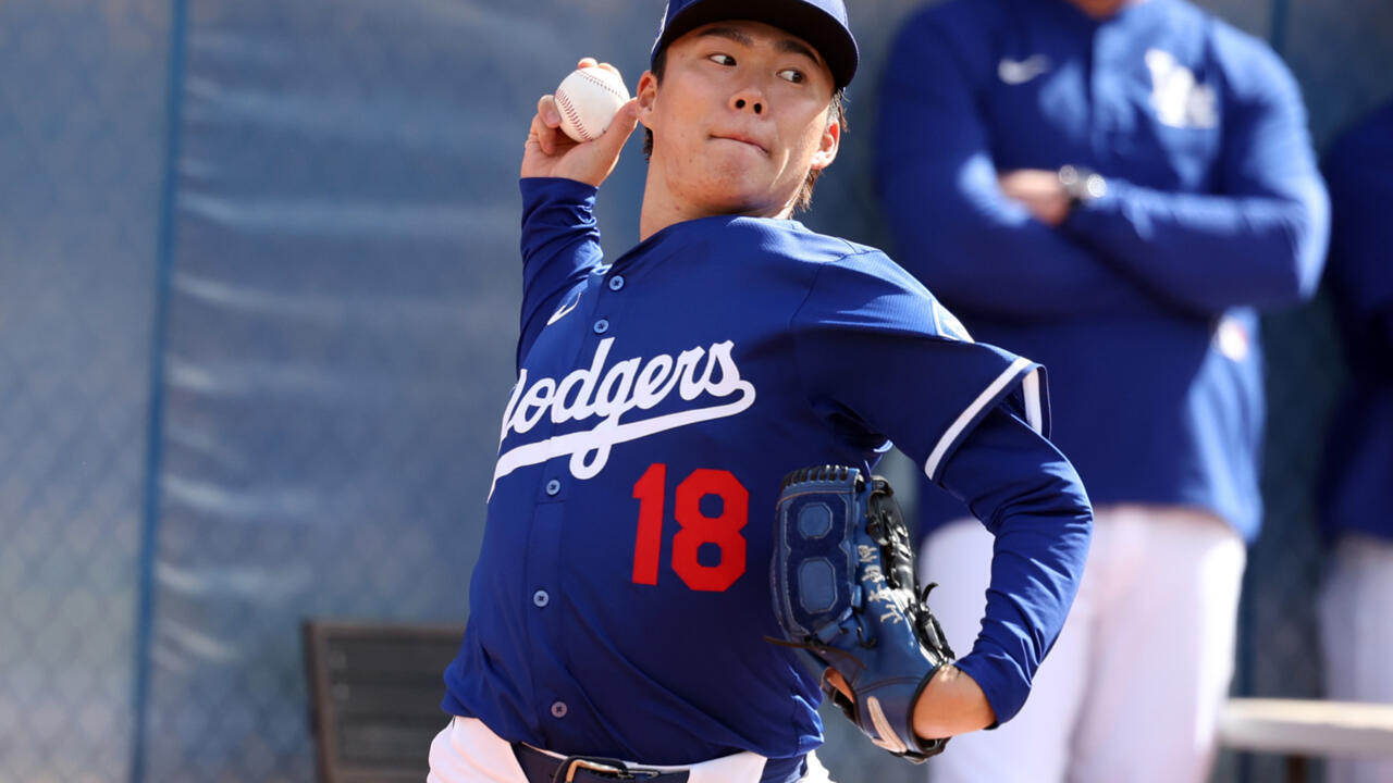 Dodgers manager expects Sasaki, Yamamoto to pitch in Tokyo