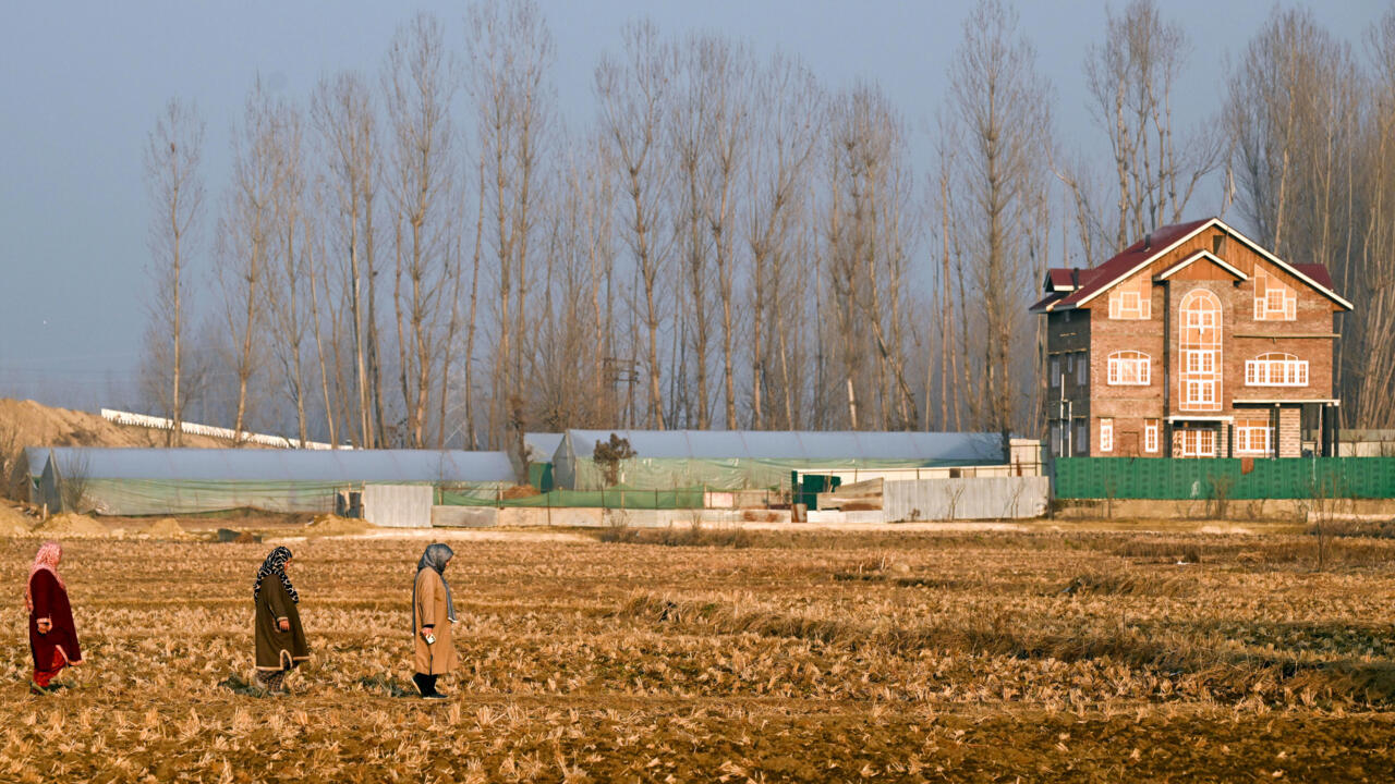 India's infrastructure push engulfs Kashmir farmers' land